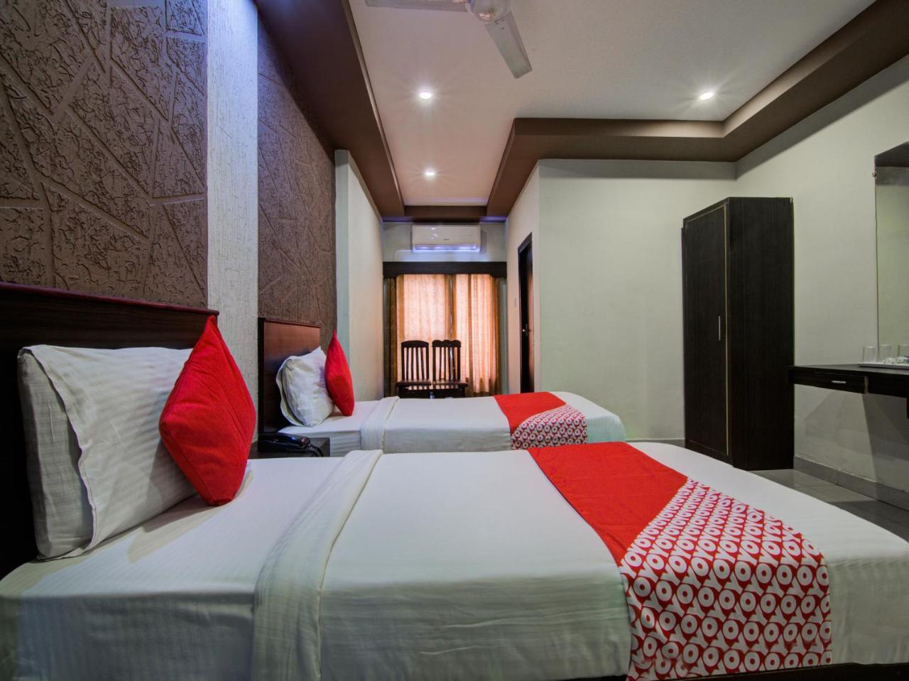 Hotel Oyo 16961 Sea Rock Visakhapatnam Exterior foto